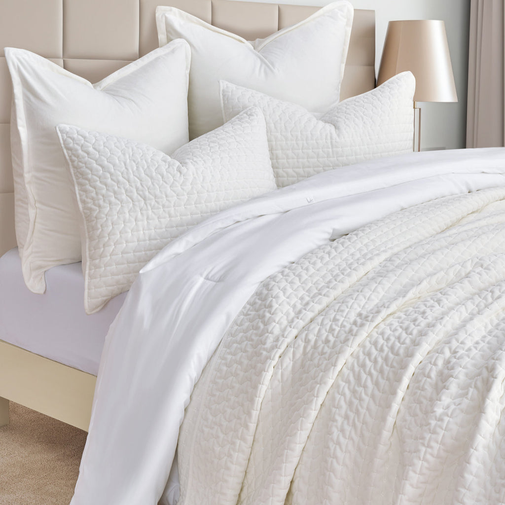 Hazel Cross-Stitch Velvet Quilt Set
