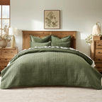 Hazel Cross-Stitch Velvet Quilt Set