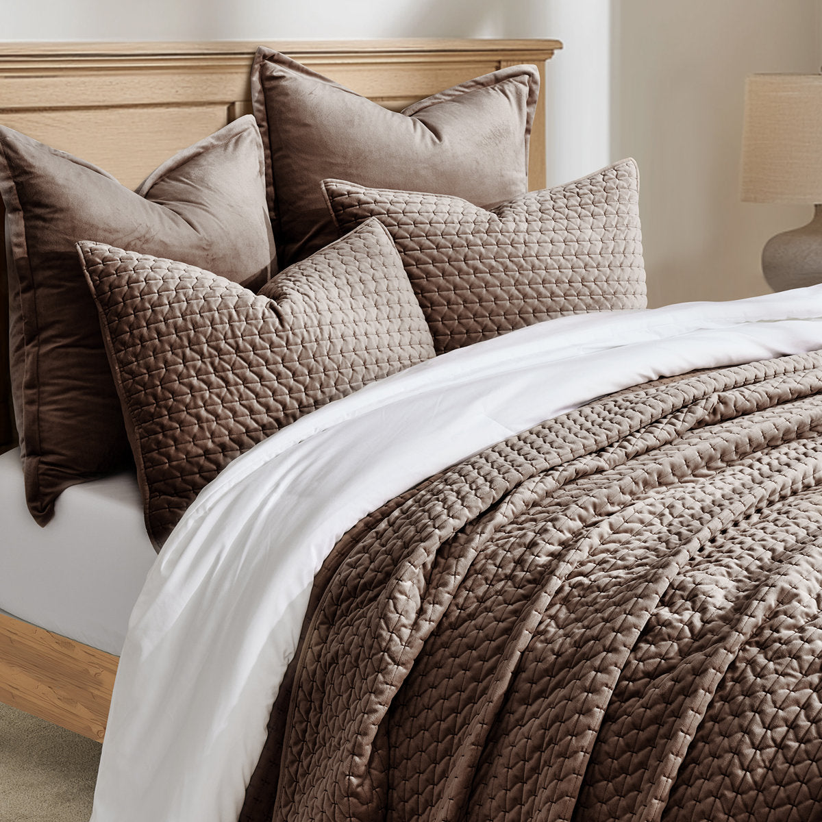 Hazel Cross-Stitch Velvet Quilt Set