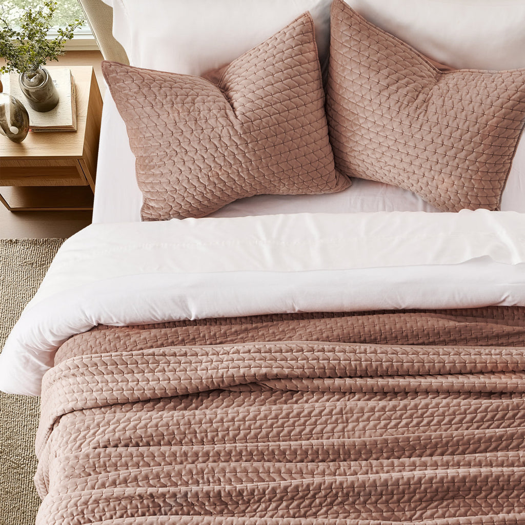 Hazel Cross-Stitch Velvet Quilt Set