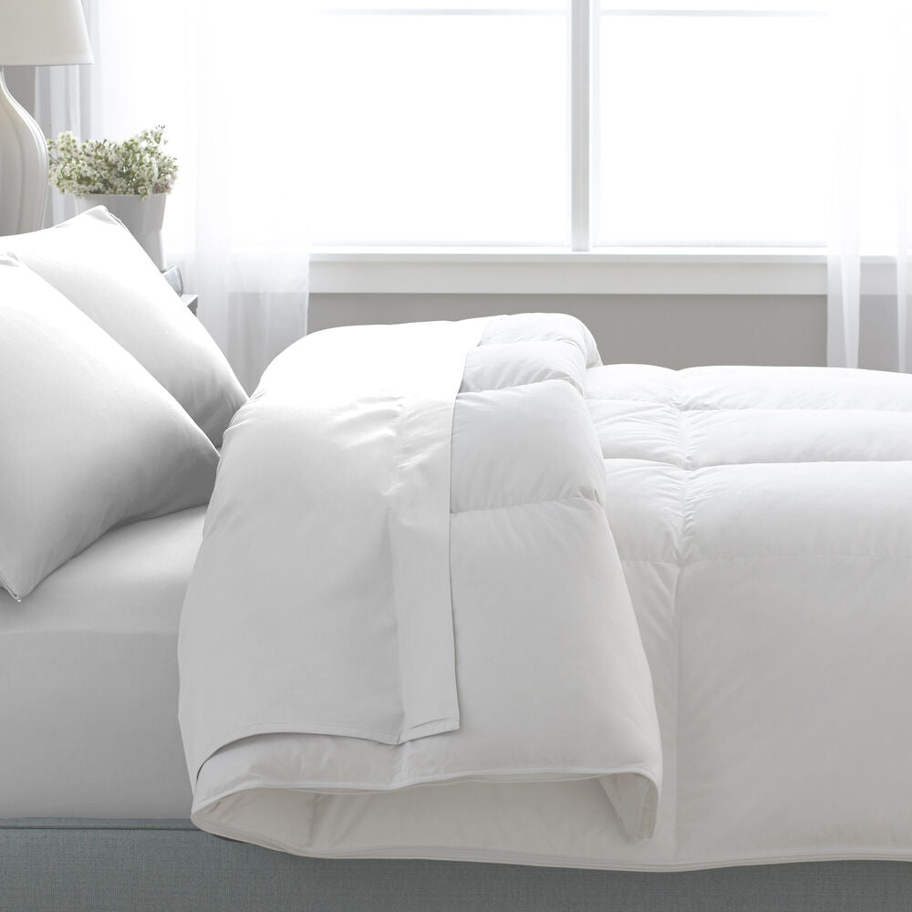 Sloane Cotton Twill Down Alternative Comforter